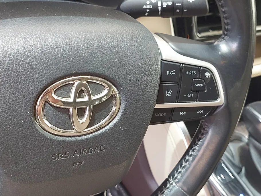 2022 Toyota Highlander Limited 