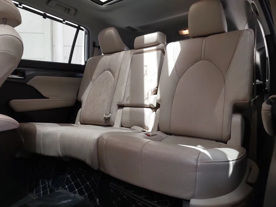 2022 Toyota Highlander Limited 