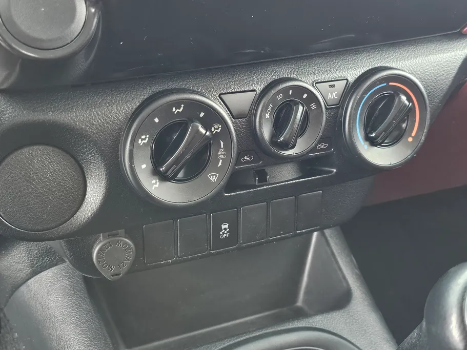 2020 Toyota Hilux GL 