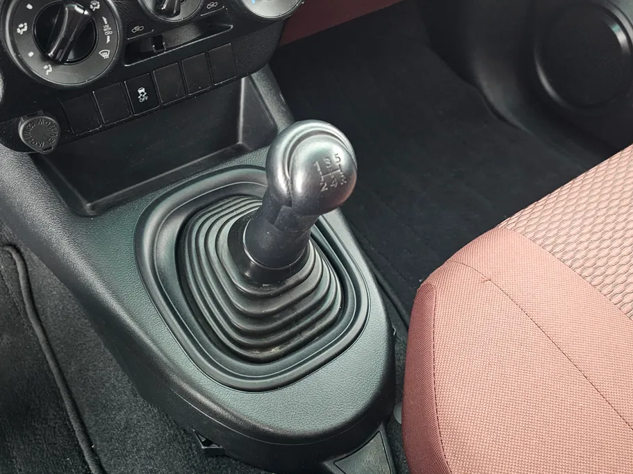 2020 Toyota Hilux GL 
