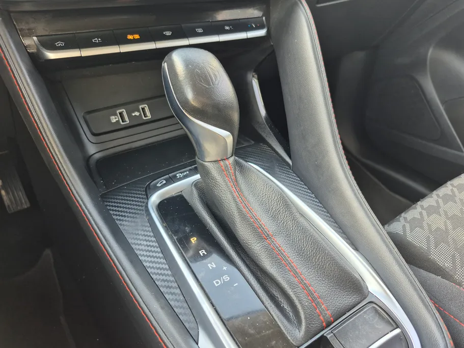 2023 MG ZS STD 