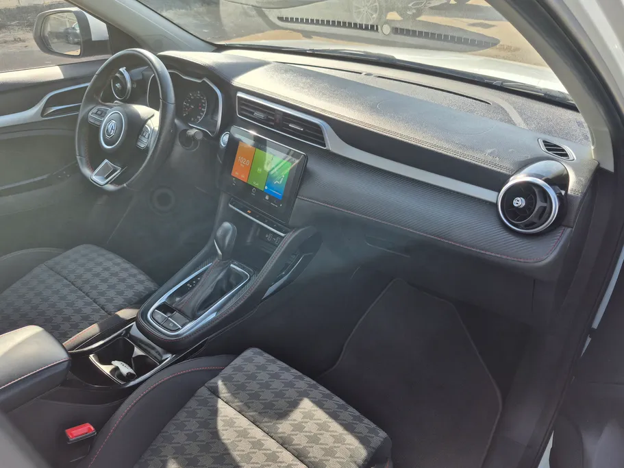 2023 MG ZS STD 