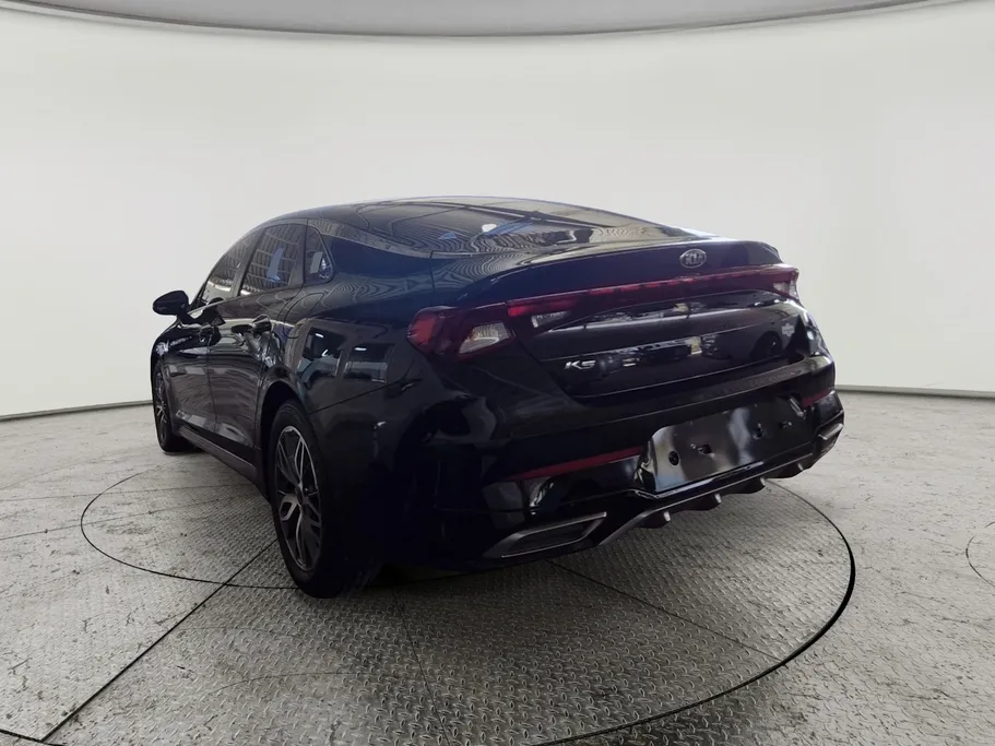 2021 Kia K5 LX2 