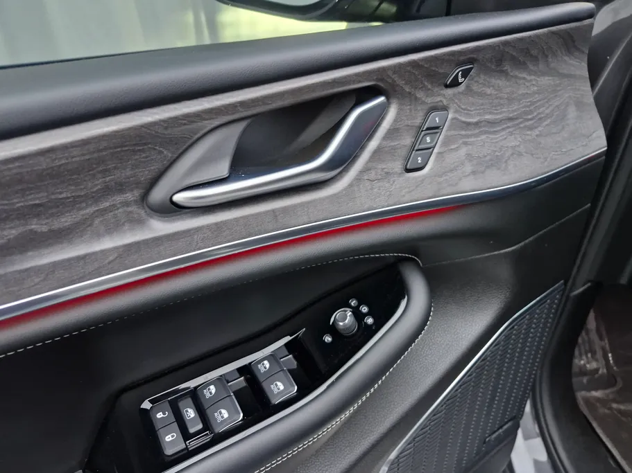 2023 Jeep Grand Cherokee اوفرلاند 