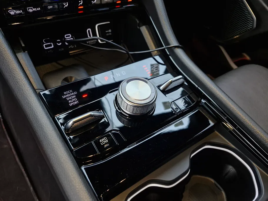 2023 Jeep Grand Cherokee اوفرلاند 
