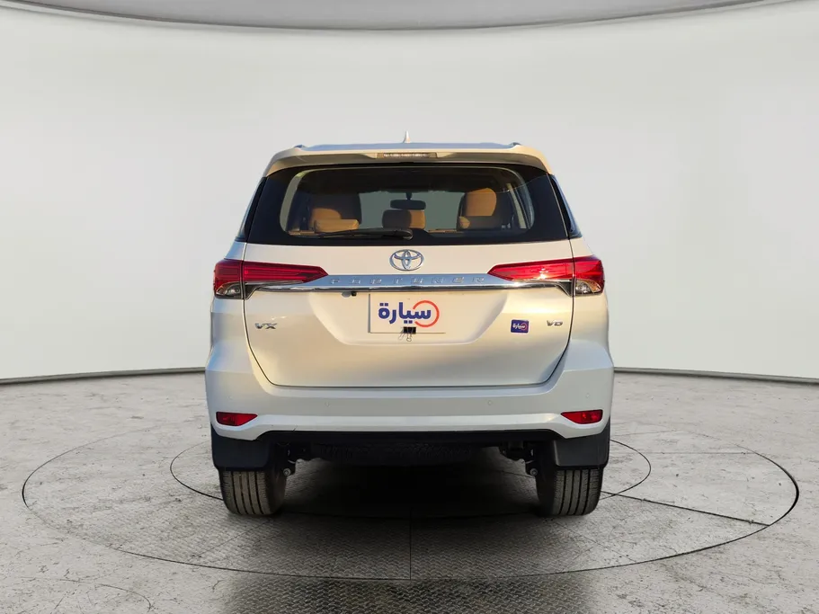 2023 Toyota Fortuner VX 