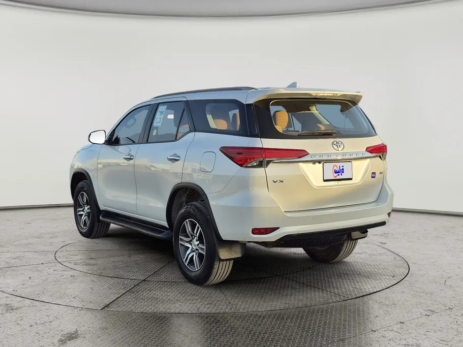 2023 Toyota Fortuner VX 