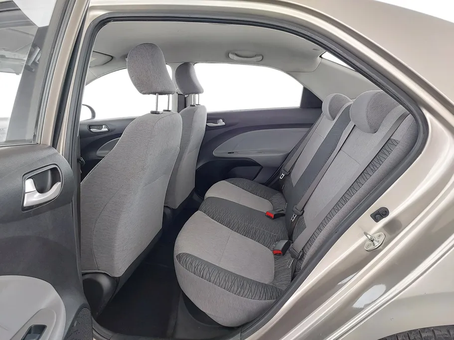 2022 Kia Pegas LX 