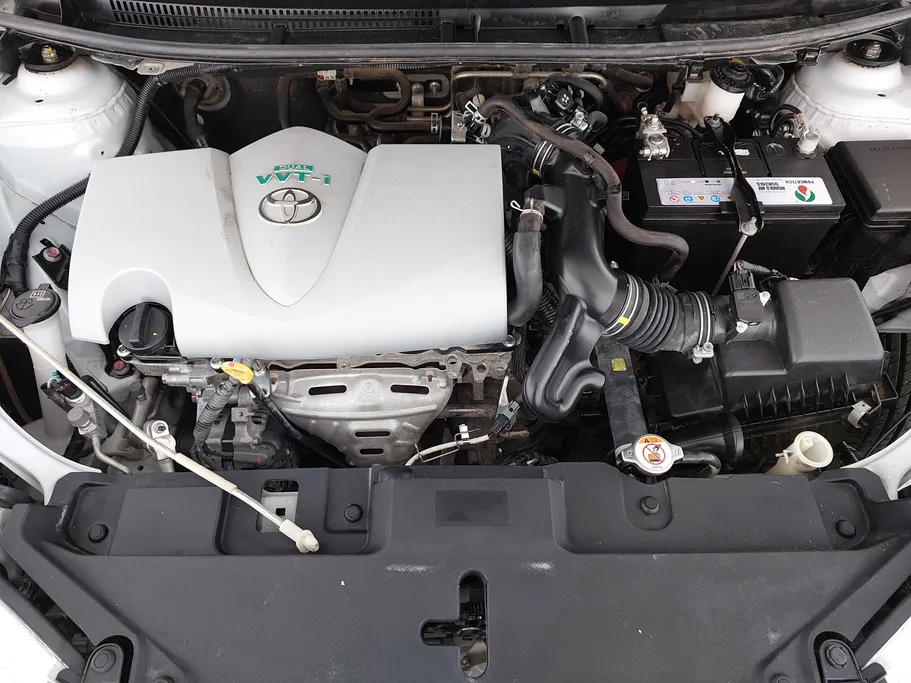 2022 Toyota Yaris  Y 
