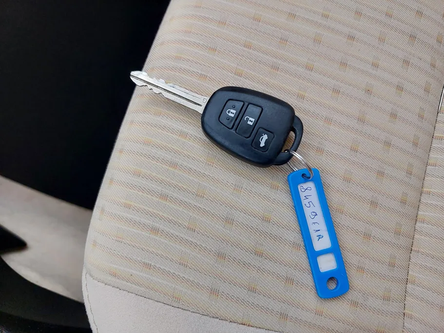 2022 Toyota Yaris  Y 