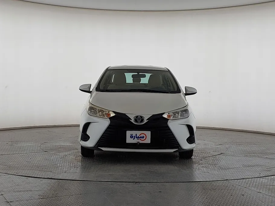 2022 Toyota Yaris  Y 