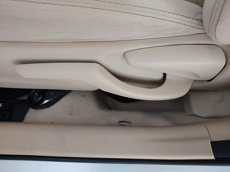 2022 Toyota Yaris  Y 