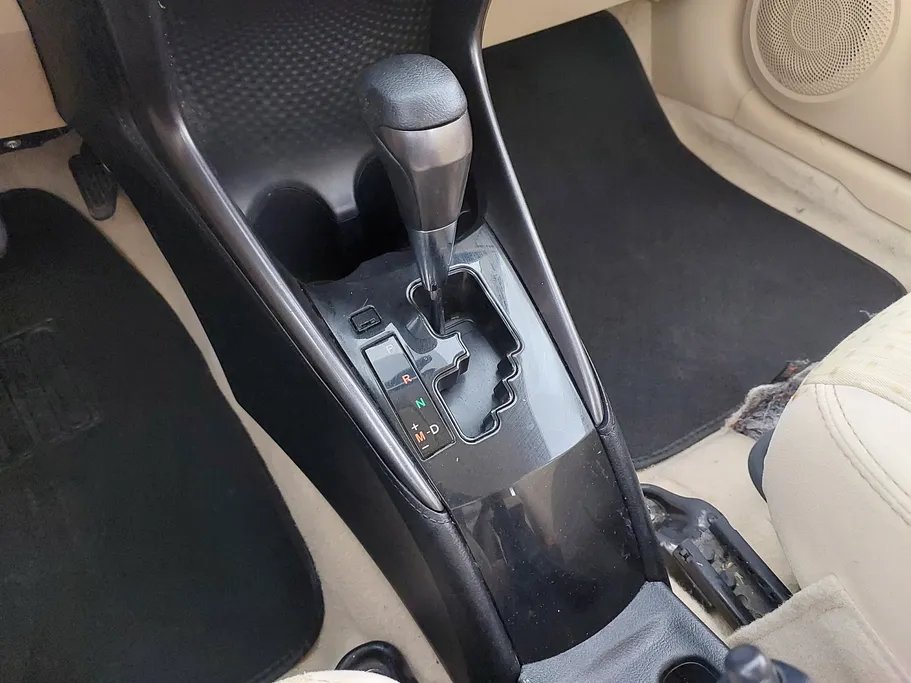 2022 Toyota Yaris  Y 