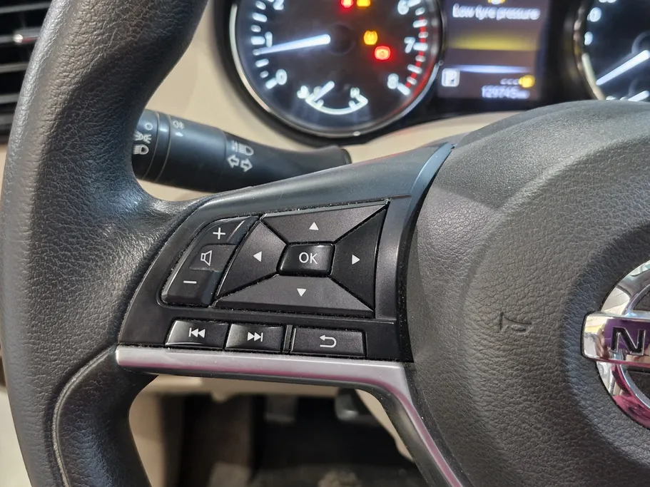 نيسان أكس تريل S 7 Seats 2018 