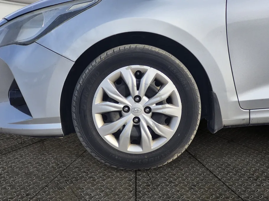 2021 Hyundai Accent Smart 