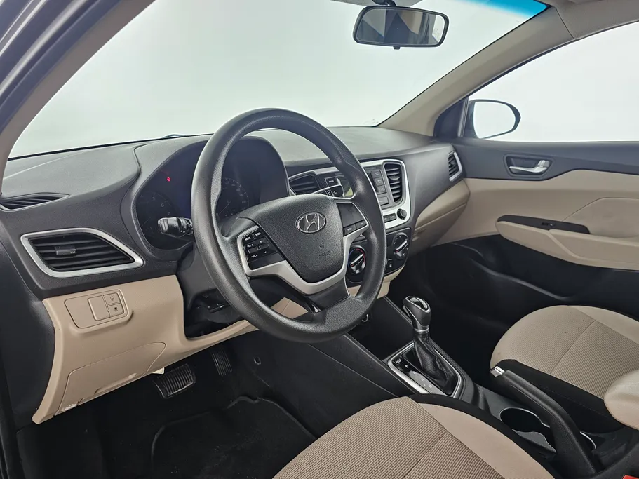 2022 Hyundai Accent Smart 