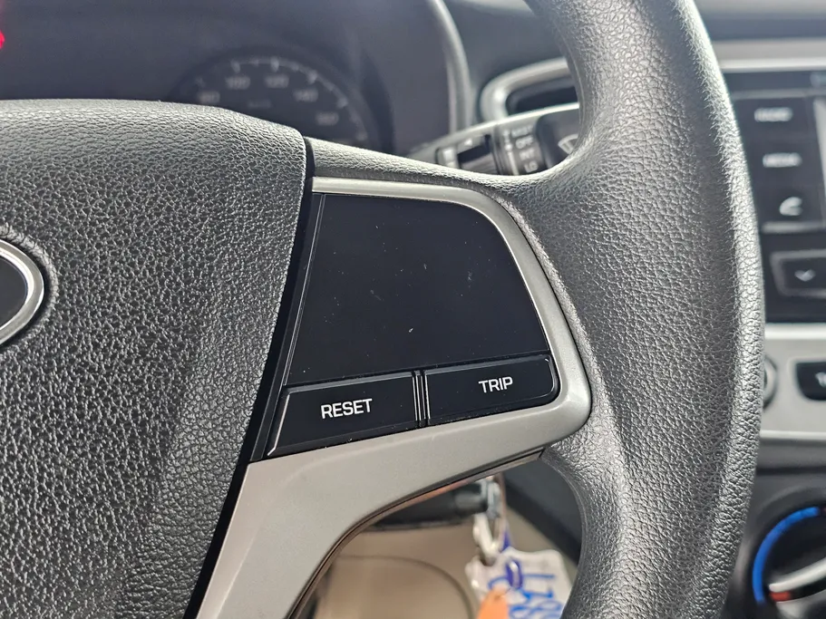 2022 Hyundai Accent Smart 