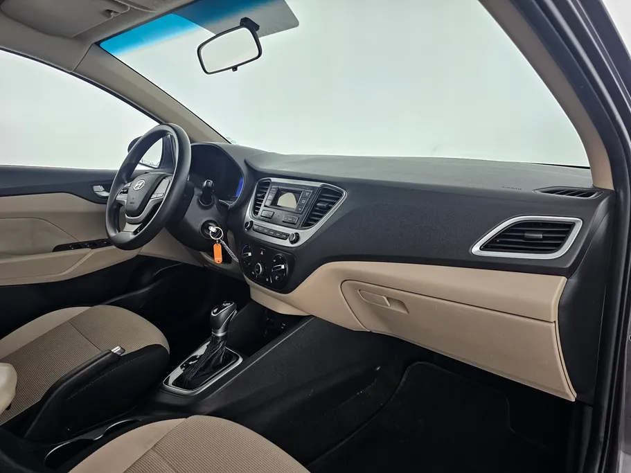 2022 Hyundai Accent Smart 