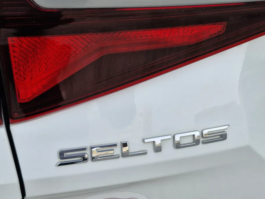 2021 Kia Seltos LX 