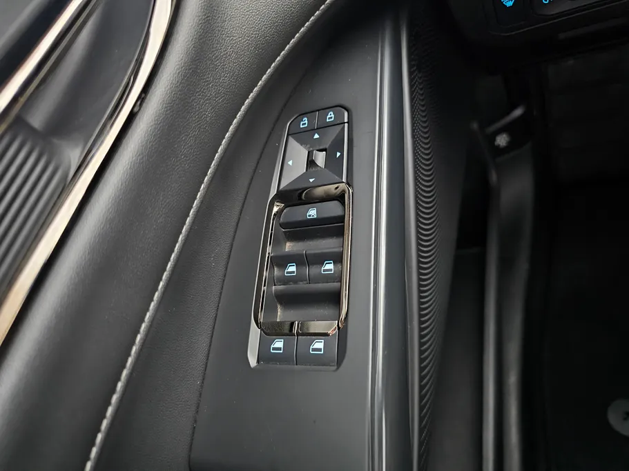 2023 Ford Taurus Ambiente 