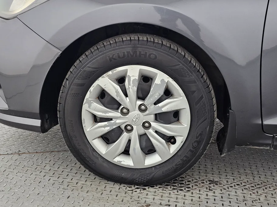 2021 Hyundai Accent Smart 