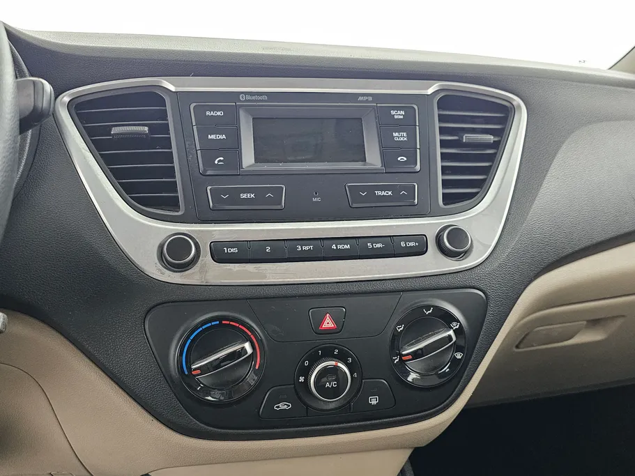 2021 Hyundai Accent Smart 