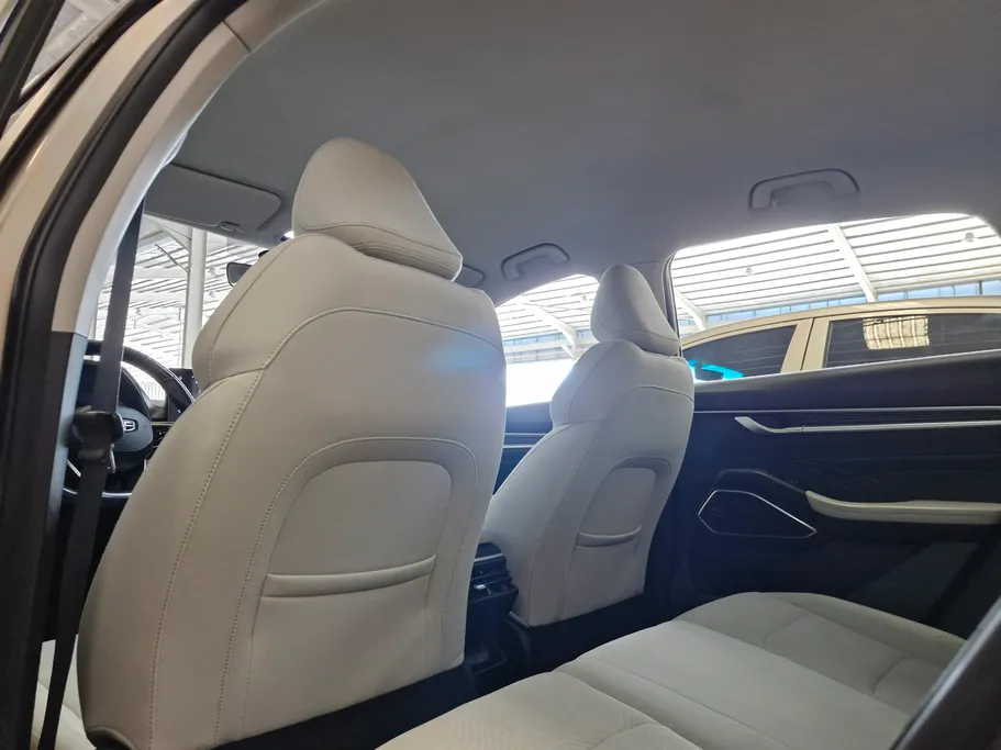 2023 Geely Emgrand GS 