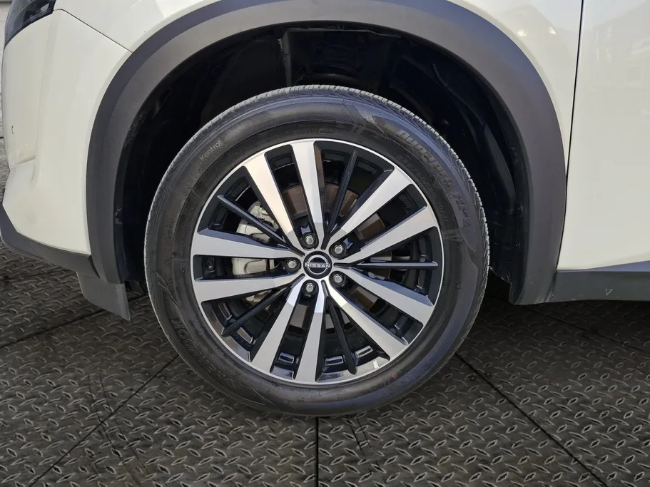 نيسان باثفندر SV 2024 