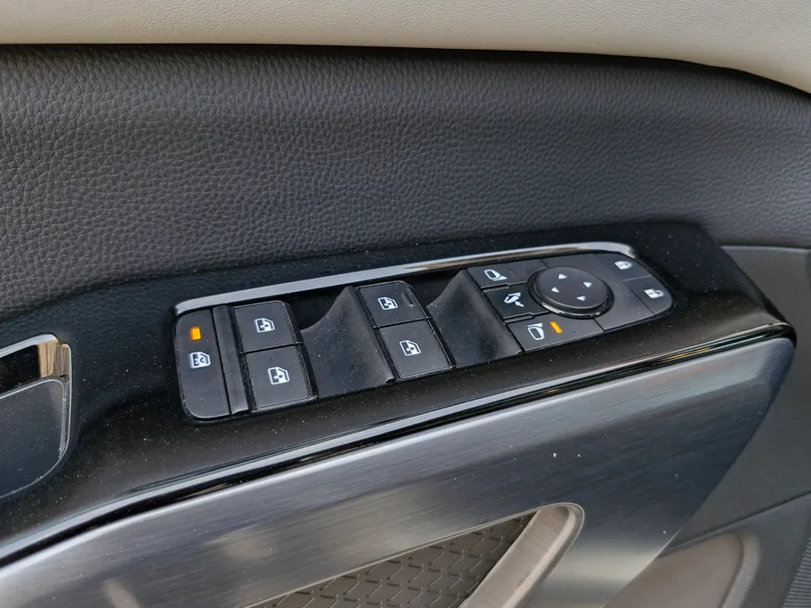 نيسان باثفندر SV 2024 