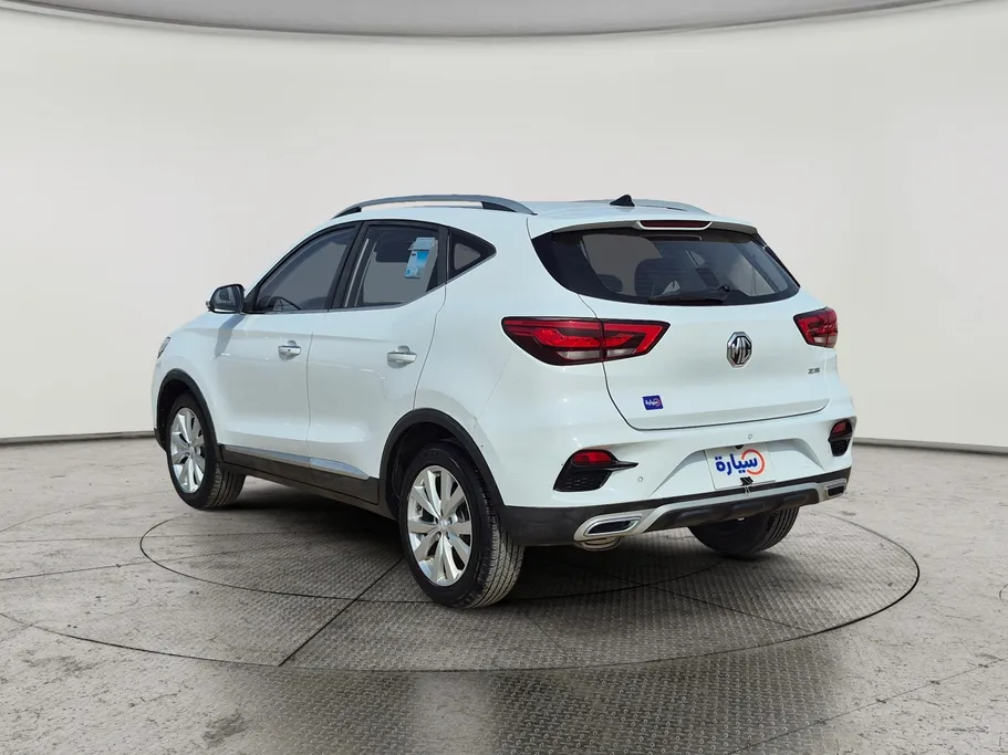 2023 MG ZS STD 