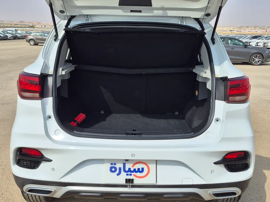 2023 MG ZS STD 