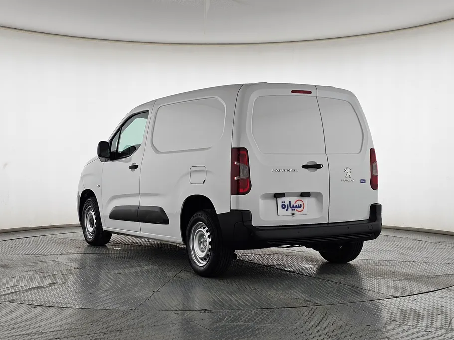 بيجو بارتنر Long van 2023 