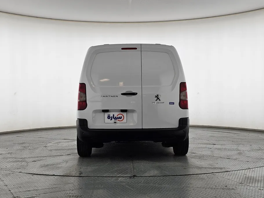 بيجو بارتنر Long van 2023 