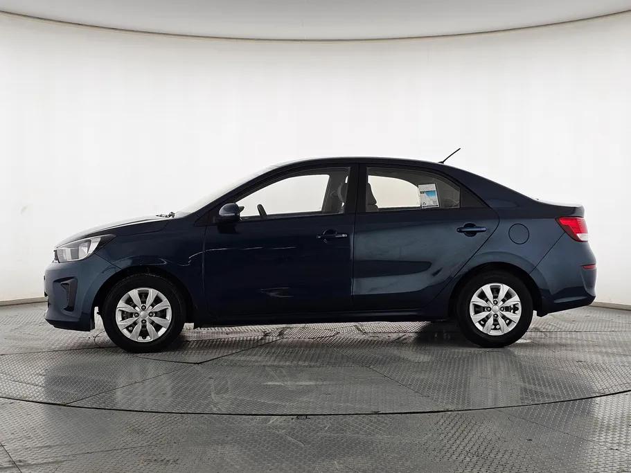 2022 Kia Pegas LX 