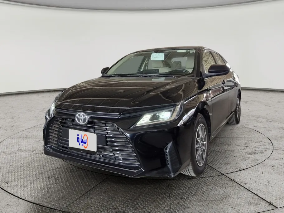 2023 Toyota Yaris  Y 