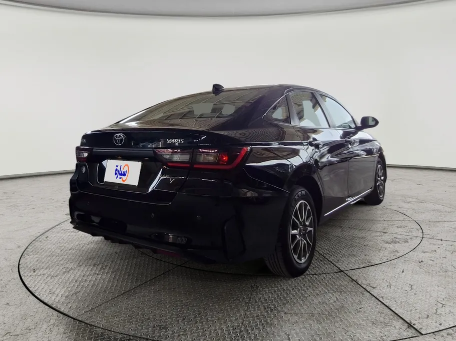 2023 Toyota Yaris  Y 