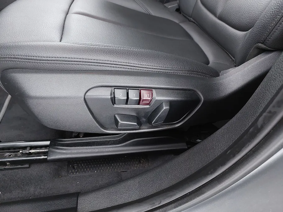 2023 BMW X Series 2 S Drive 20I 