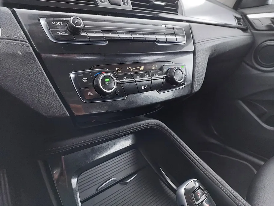 2023 BMW X Series 2 S Drive 20I 