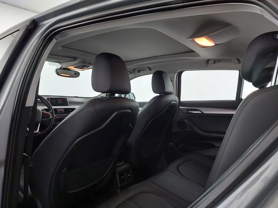 2023 BMW X Series 2 S Drive 20I 