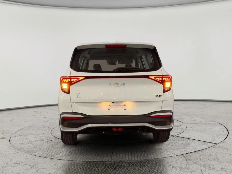 كيا كارينز GL 2026 