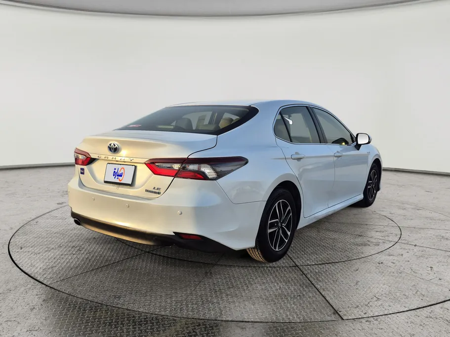 2022 Toyota Camry  LE HEV 