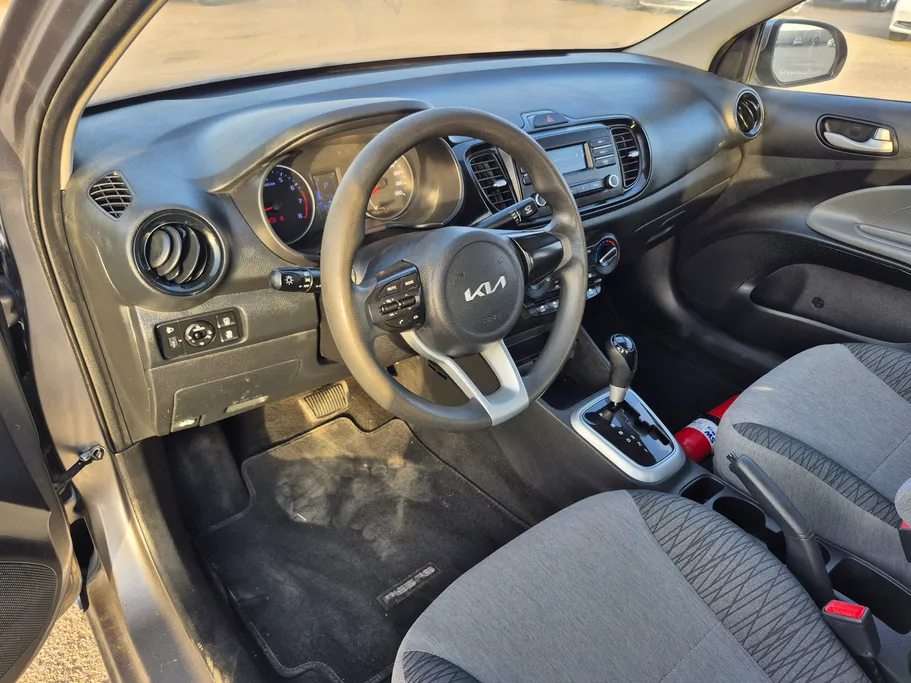 2022 Kia Pegas LX 