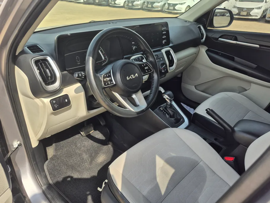 2022 Kia SONET LX 
