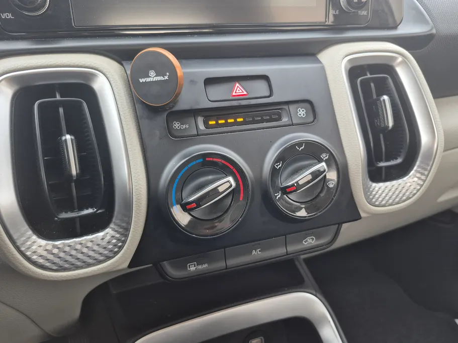 2022 Kia SONET LX 