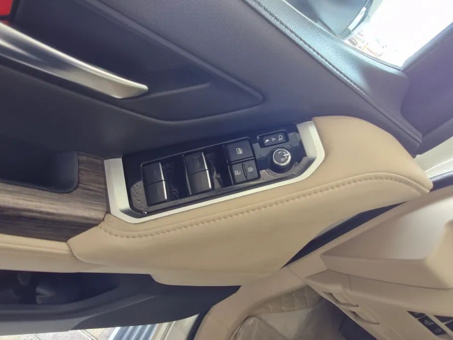 2022 Toyota Land Cruiser VXR 
