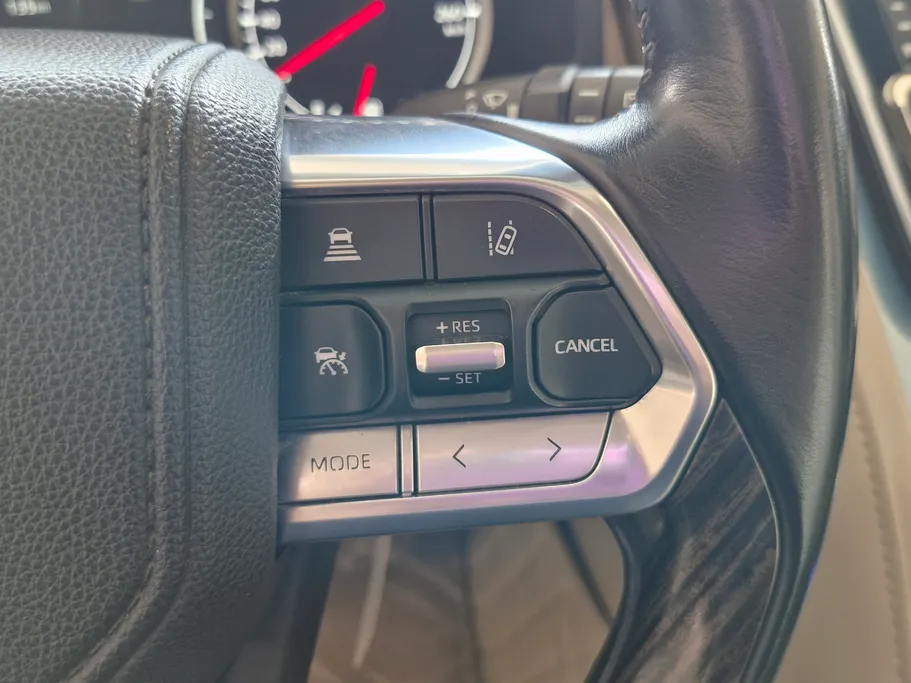 2022 Toyota Land Cruiser VXR 