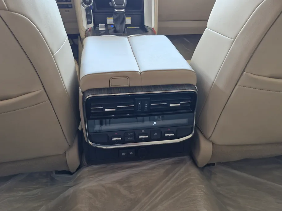 2022 Toyota Land Cruiser VXR 