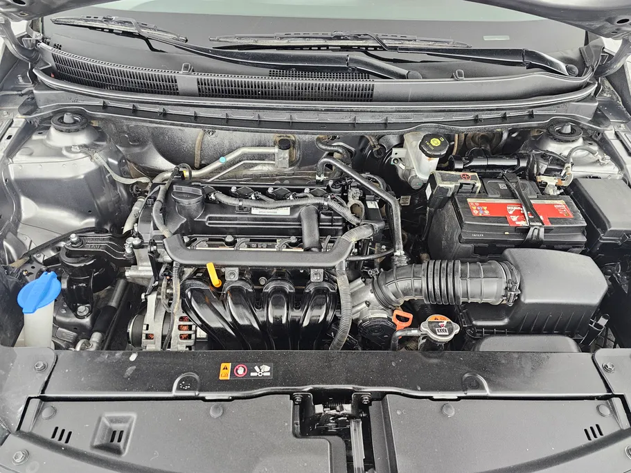 2022 Kia Pegas LX 