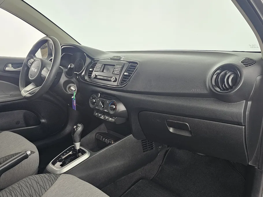 2022 Kia Pegas LX 