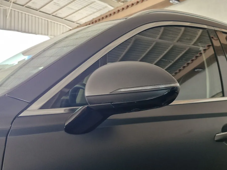 2025 Genesis GV70 Royal Sport 